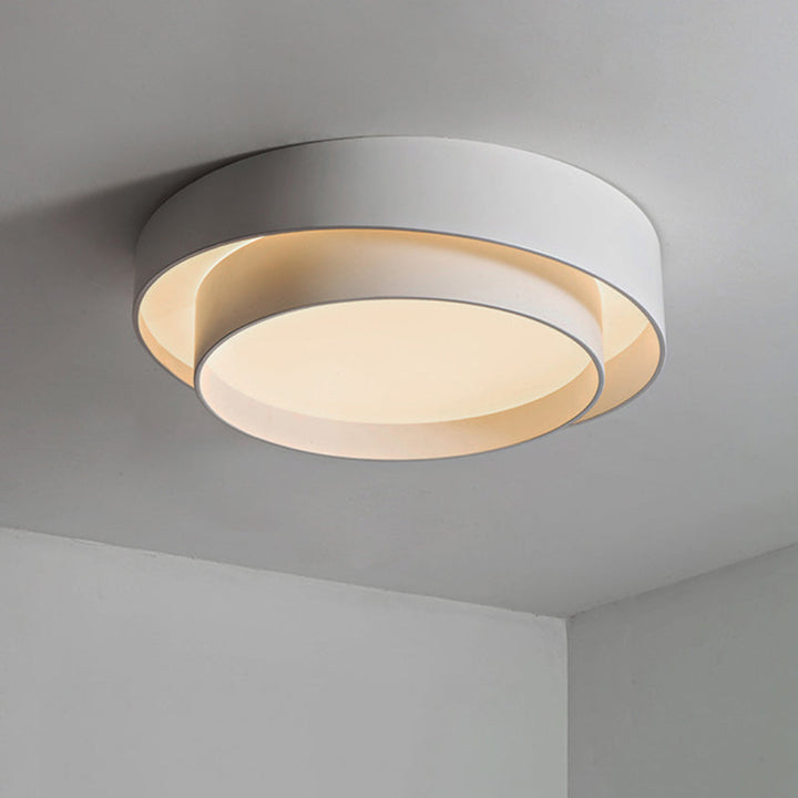 Round LED ceiling light in Nordic style for bedrooms and hallways