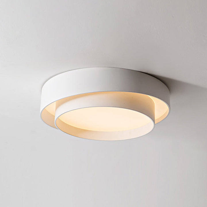 Minimalist round LED ceiling light in Nordic design