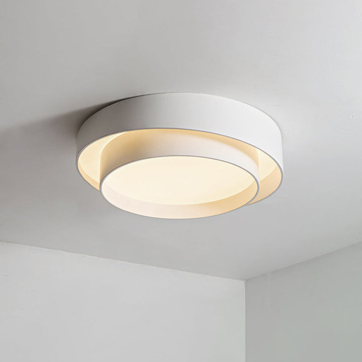 Minimalist round LED ceiling light in Nordic design
