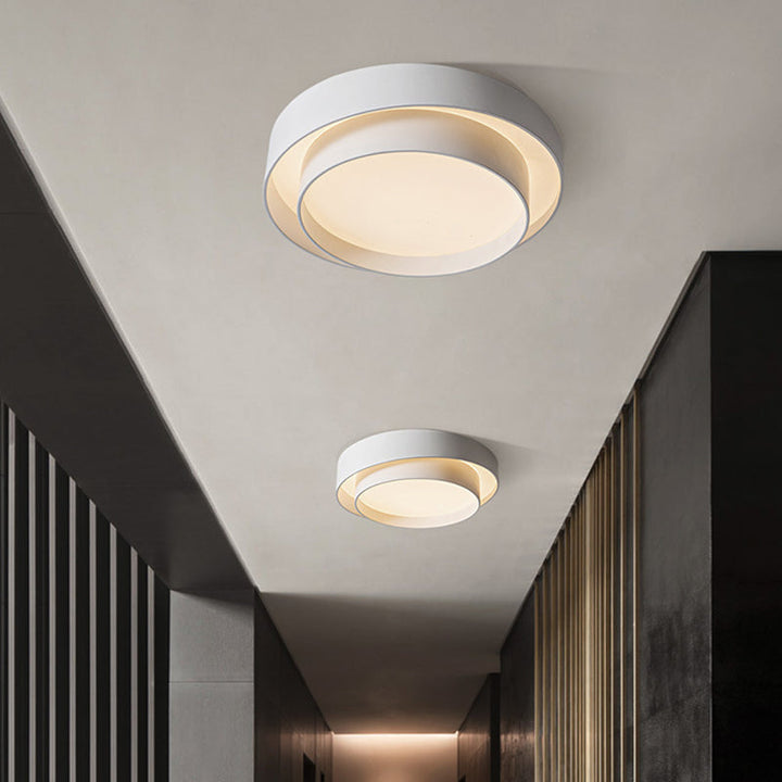 Minimalist round LED ceiling light in Nordic design