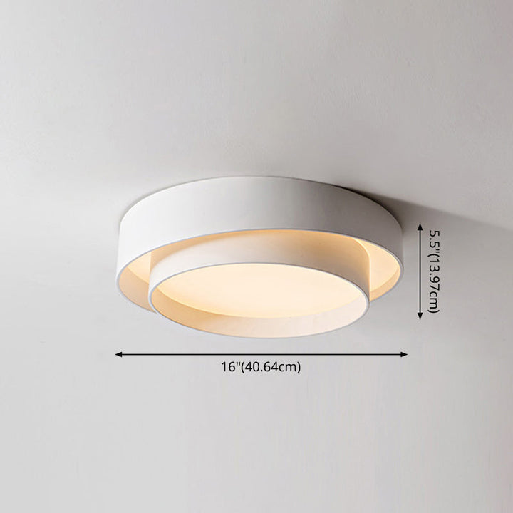 Minimalist round LED ceiling light in Nordic design
