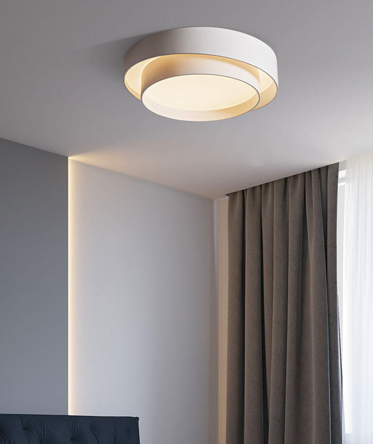 Minimalist round LED ceiling light in Nordic design
