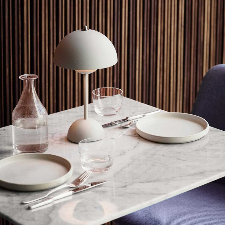 Cordless dimmable LED table lamp with warm white light