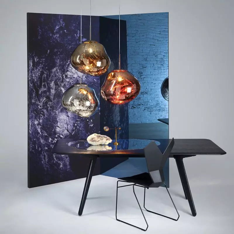 Modern reflective pendant light with melting design
