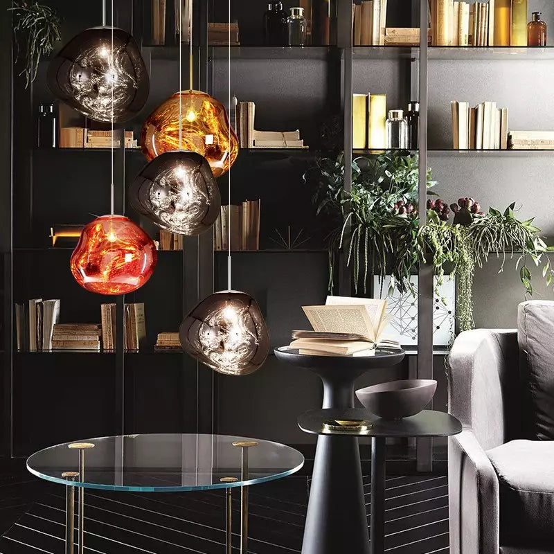 Modern reflective pendant light with melting design