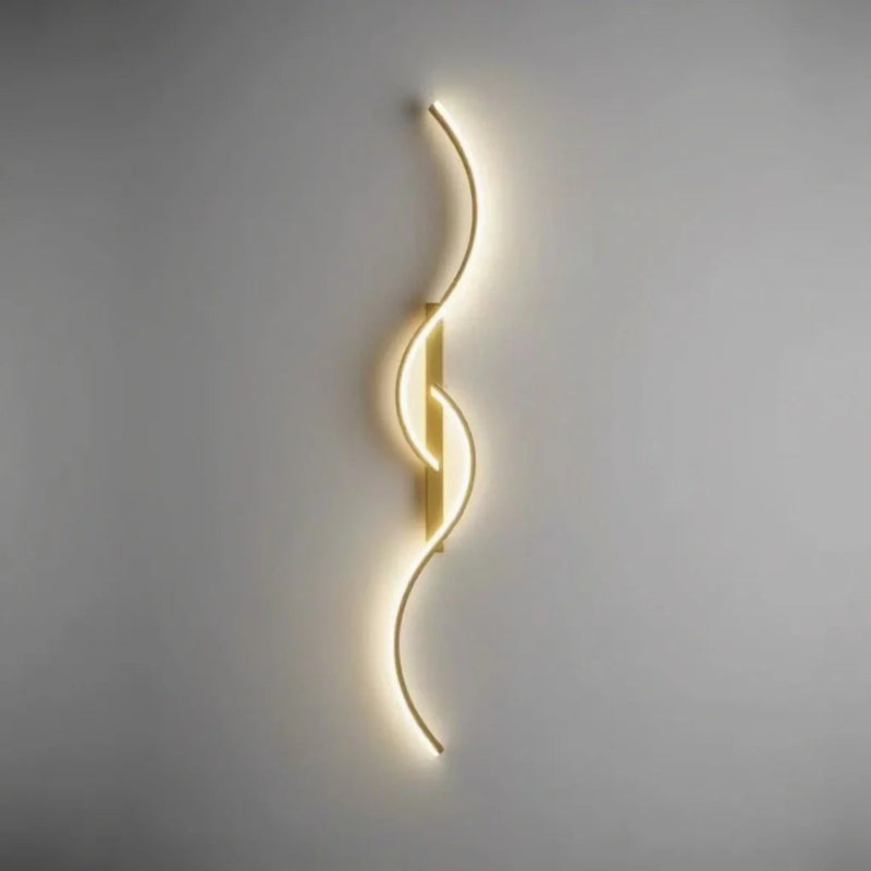 Wave-shaped dimmable LED wall light in gold and black