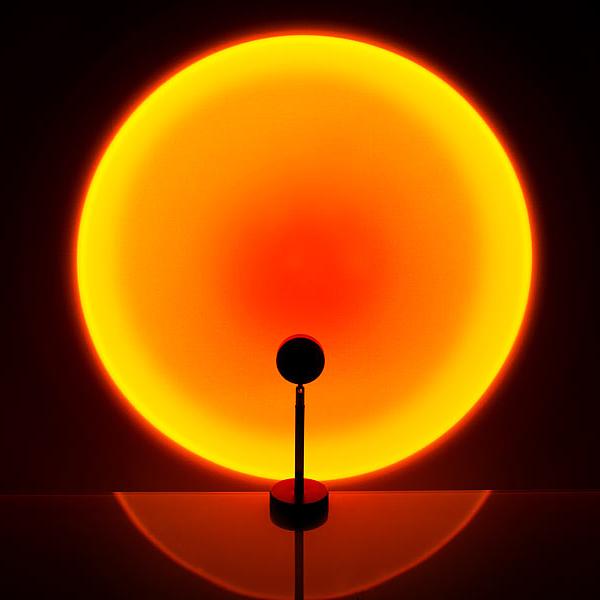 LED sunset lamp for ambient lighting effects